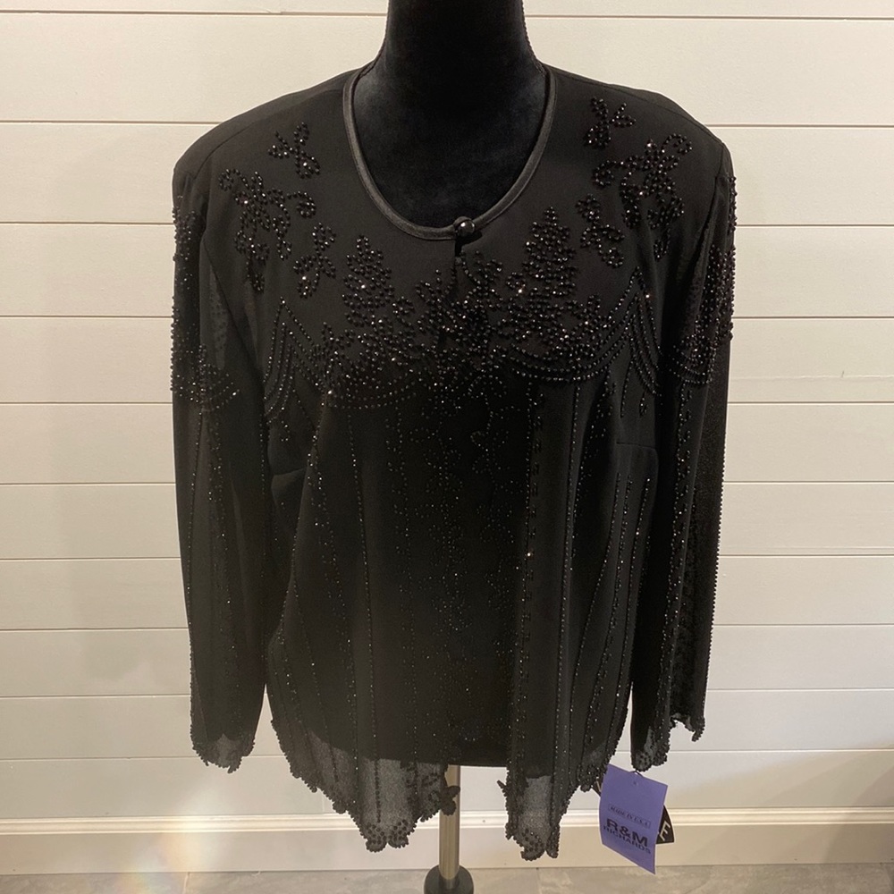 NWT R&M Richards 2 piece black beaded set.